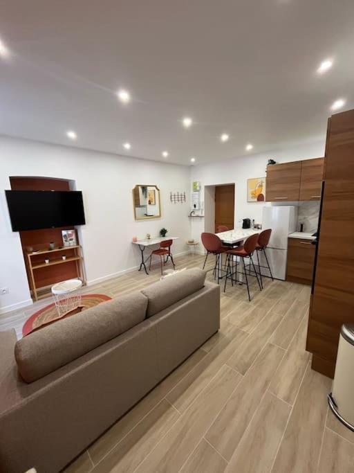 Sublime T2/ Cosy/ Clim/ Parking/Plage ม็องตง ภายนอก รูปภาพ
